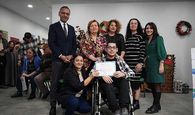 Beylikdüzü Manisiz Ömür Merkezi’nde karne heyecanı