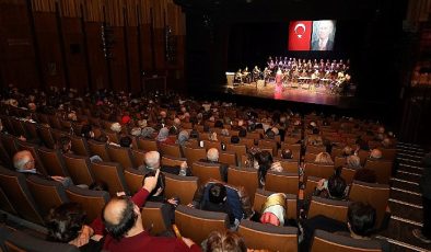 Büyükşehir Bayanlar Korosu ruhlara dokundu