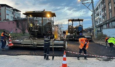 D-130’un trafik yoğunluğunu azaltacak Yunus Emre Caddesinde üstyapı tamamlanma etabına geldi