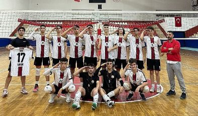 Gölcük belediyespor genç erkek voleybol grubu kocaeli şampiyonu