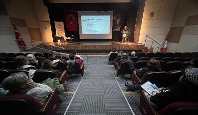 Karşıyaka sıhhat söyleşilerinde otizm konuşuldu