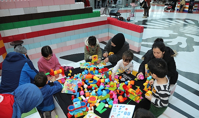 Konyalı Çocuklar Yarıyıl Tatilini LEGO Bilim Haftası Etkinliklerinde Geçiriyor