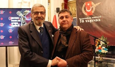 Lider V. Özkan Özel Günde Gazetecilerle