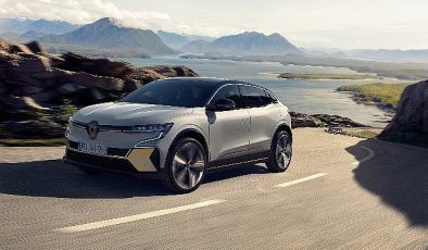 Renault, argümanlı lansmanlarını ödüllerle taçlandırıyor