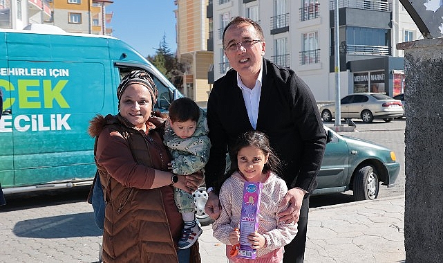 AK Parti Nevşehir Belediye Lider Adayı Dr. Mehmet Savran, “Bizim sıkıntımız gönüllere girmek, bizim sıkıntımız kentimize hizmet etmek.” dedi