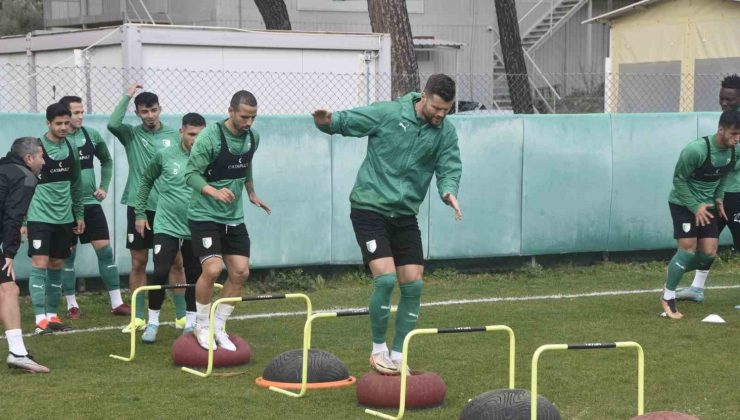 İsmet Taşdemir: “Play-off’taki yerimizi sağlamlaştırmanın derdindeyiz”