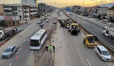 Köseköy Koridoru Alikahya Stadyum irtibat yolu çalışmaları kapsamında D-100 İstanbul istikametinde asfalt ve yol çizgi imalatları tamamlandı