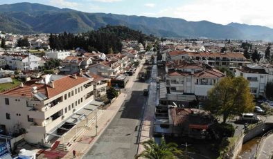 Marmaris Adnan Menderes Caddesi’nde çalışma başlatıldı