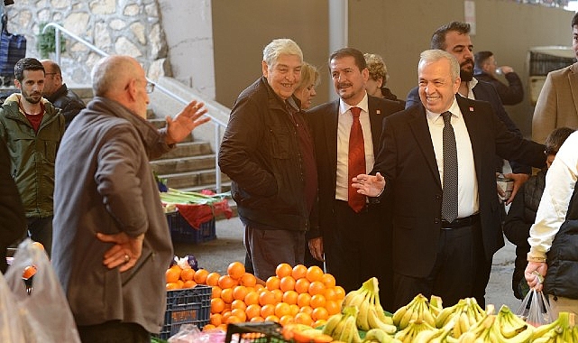 Şadi Özdemir Cumhuriyet Mahallesi’nde vatandaşı dinledi