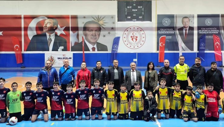 Seydikemer’de futsal şampiyonası