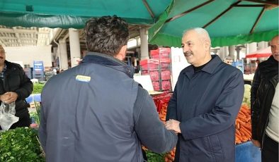 Cumhur İttifakı Adayı Büyükgöz’den Pazarcı Esnaflarına Güzel İşler