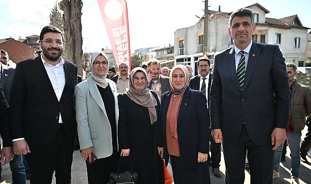 Kartepe Belediyesi Tepecik Mahallesi’nde FitKartepe Bayan Spor Merkezi’i düzenlenen merasimle hizmete açtı