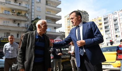 Lider Abdullah Özyiğit, Gazi Mahallesi’nde vatandaşlarla buluştu