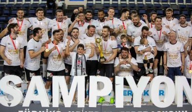 Erkeklerde ‘Süper’ şampiyon Beşiktaş Safi Çimento