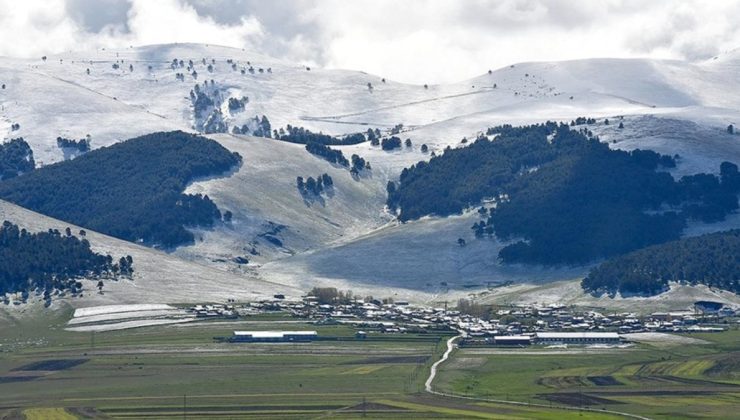 Mayıs ayında Erzurum dondu, Şanlıurfa yandı