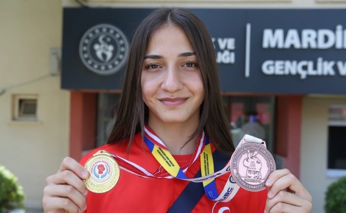 Çekindiği boksa tutkuyla bağlandı, Avrupa’dan madalyayla döndü