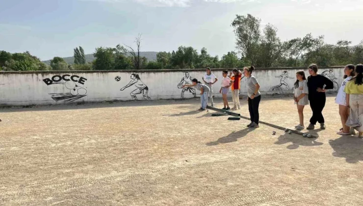 Ula’da Yaz Okullarında Bocce Sporu Büyük İlgi Görüyor